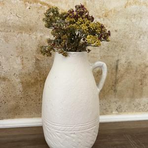 Vase blanc trulli