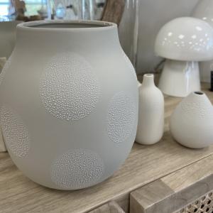 Vase geant perles